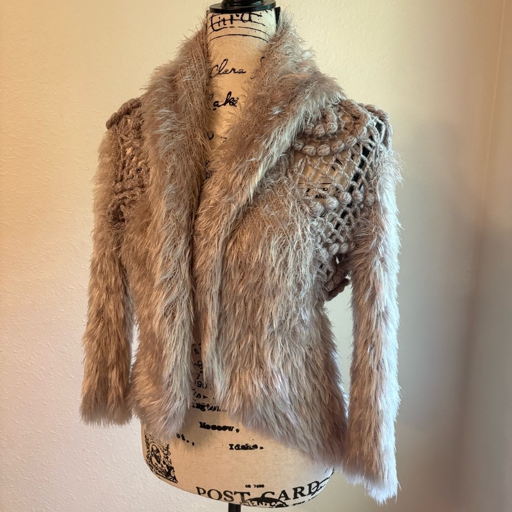 Dressbarn Textured Knit Sweater Size L/XL
